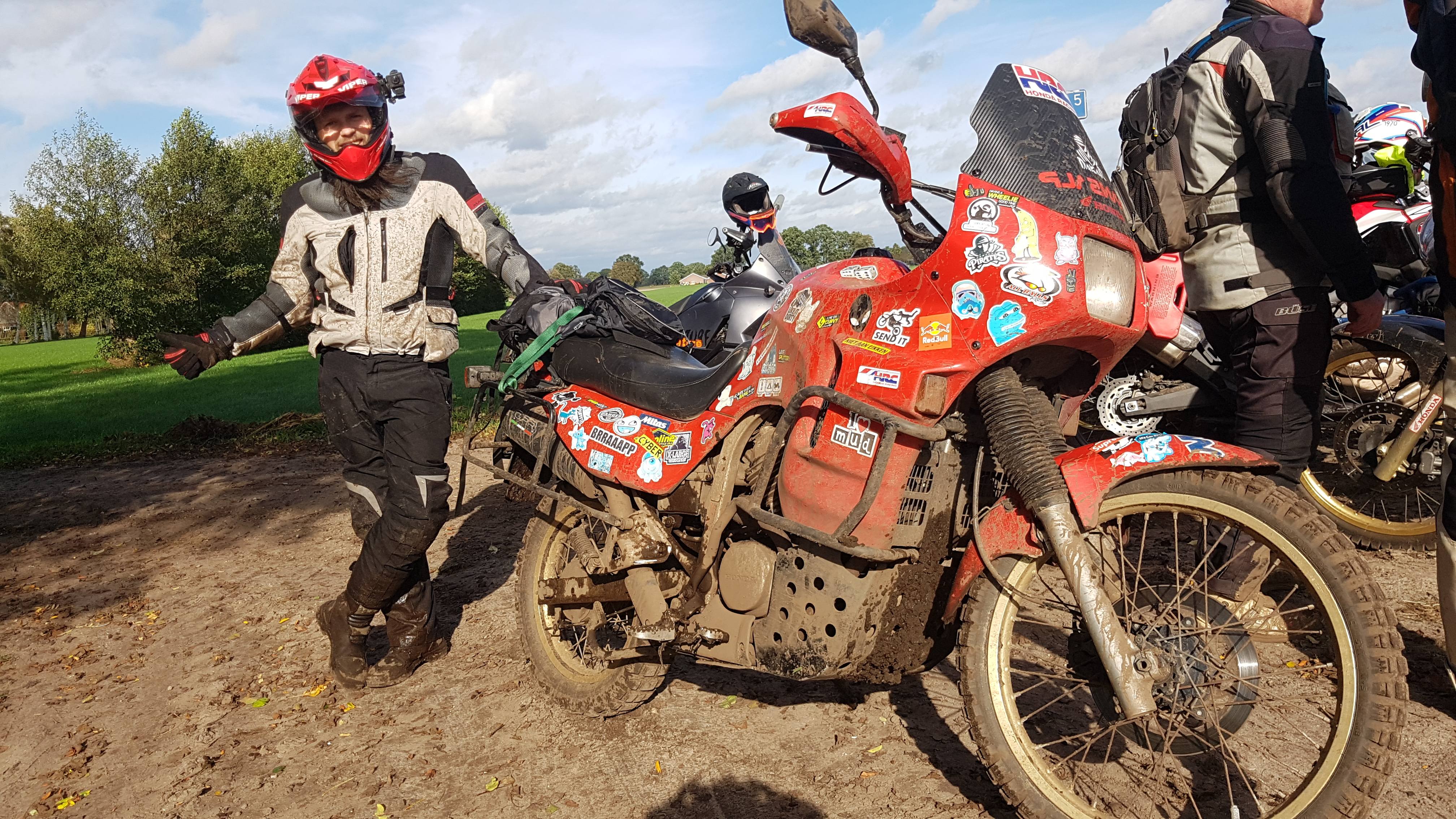 Afbeeldingslocatie: https://tweakers.net/ext/f/otyh1LUfrH8urAbkdIuzsOH3/full.jpg