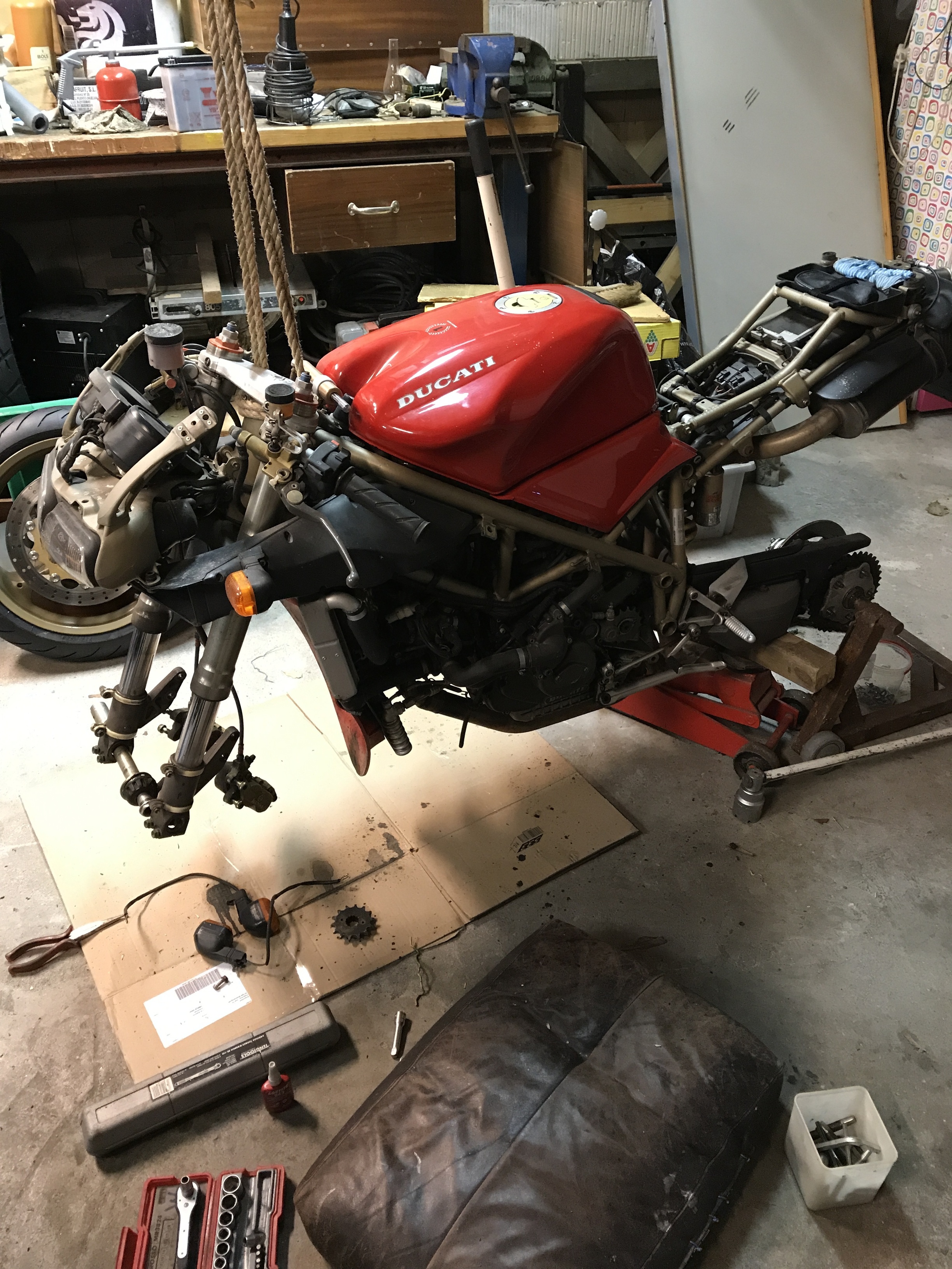 Afbeeldingslocatie: https://tweakers.net/ext/f/ovvbKNngqqnveEnPoft9oMaO/full.jpg