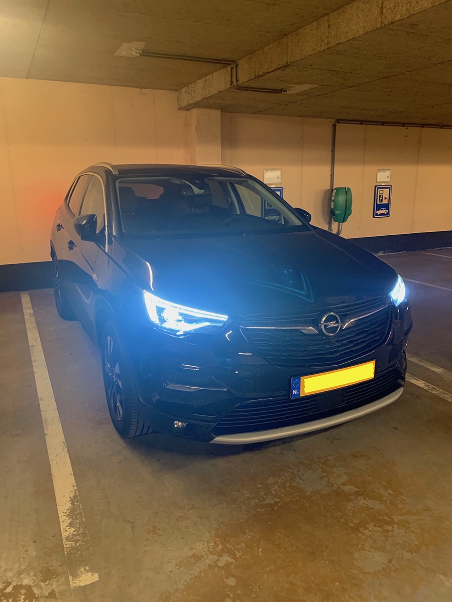 Afbeeldingslocatie: https://tweakers.net/ext/f/pUVHKzUnVDrnmYWaT880PA7J/full.jpg