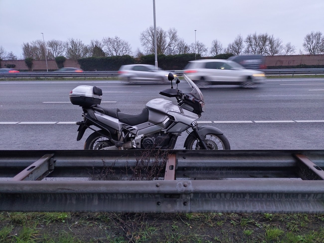 Afbeeldingslocatie: https://tweakers.net/ext/f/qFGmaYVC6qPLr7Zk11WPl7Yf/full.jpg