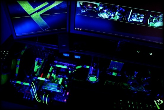 Afbeeldingslocatie: http://tweakers.net/ext/f/qPxSWpAajwHmKN2bTES06y7Y/full.jpg