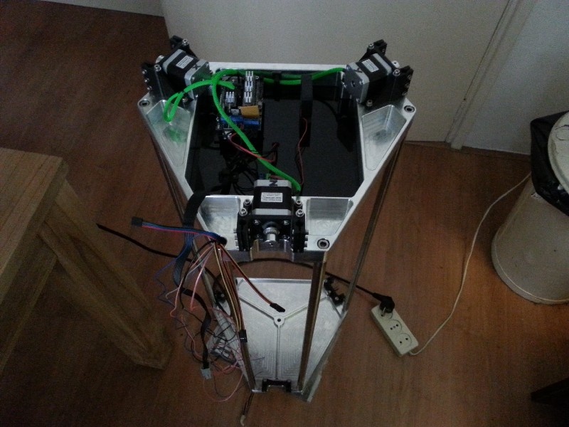 Afbeeldingslocatie: http://tweakers.net/ext/f/rPKEsquwbCo1b4l7OxKdCbUF/full.jpg