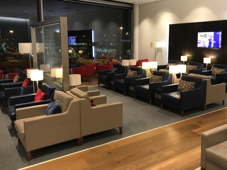 Afbeeldingslocatie: https://tweakers.net/ext/f/rRgWhPw5wYPwVRfSeqyGDllz/full.jpg