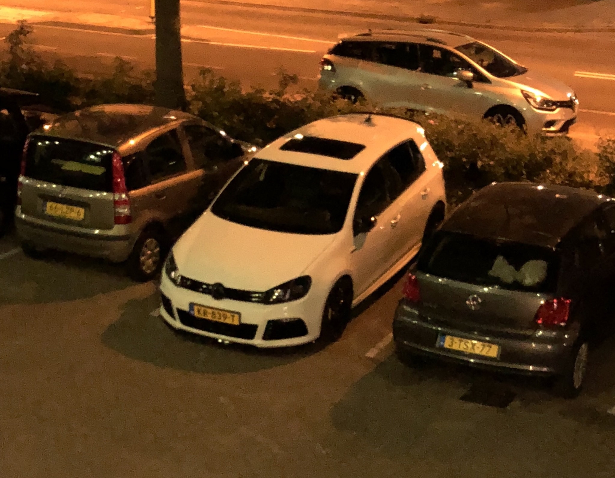 Afbeeldingslocatie: https://tweakers.net/ext/f/rUrj6NQ39FHtHGiBFCcZO1RW/full.jpg