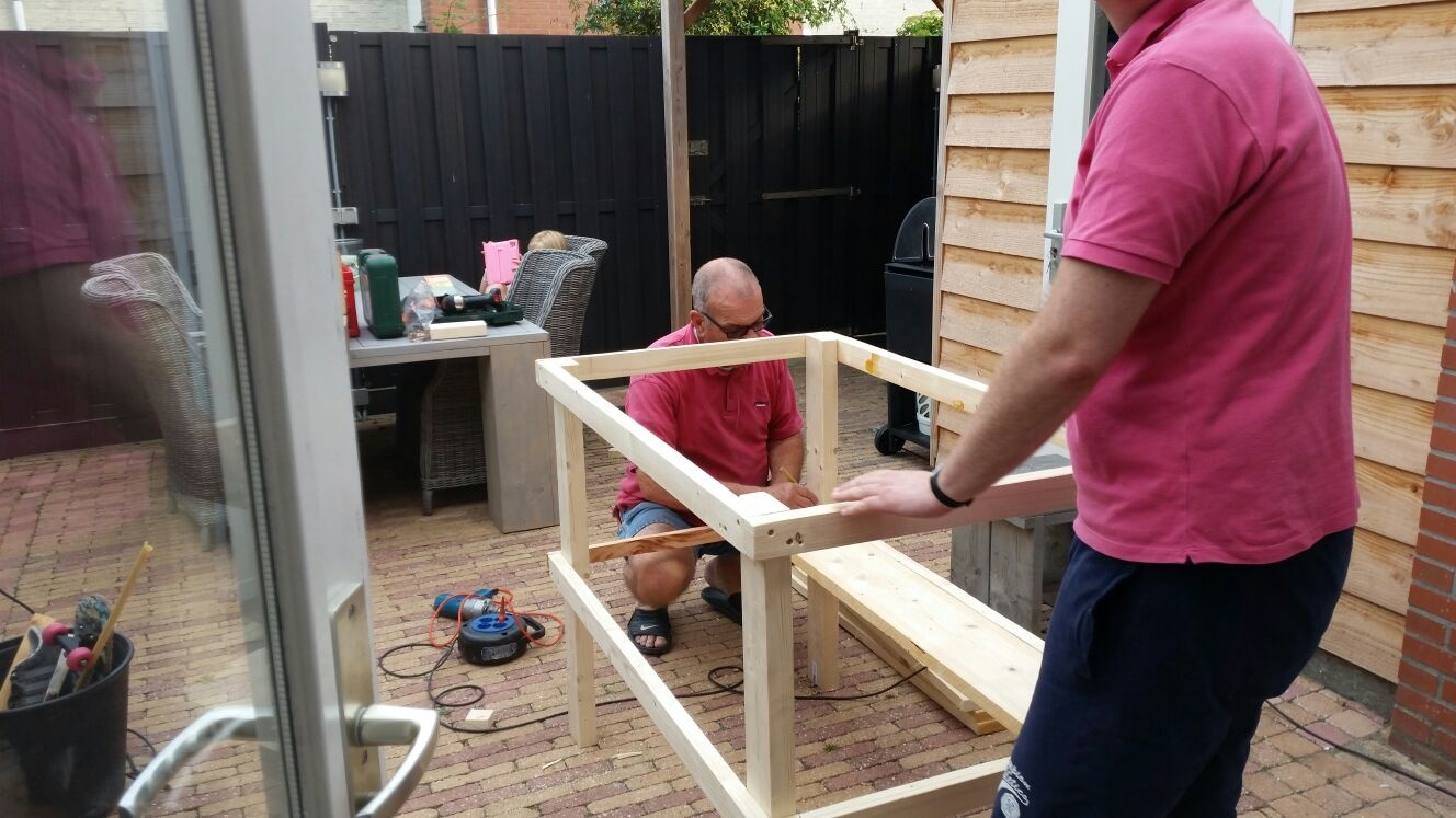 Afbeeldingslocatie: https://tweakers.net/ext/f/s53TQKvNPIx1bzzz3Al5QVug/full.jpg?nohitcount=1