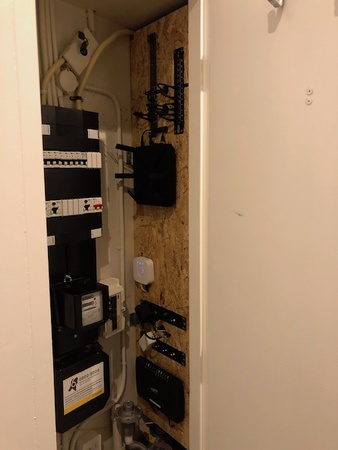 Afbeeldingslocatie: https://tweakers.net/ext/f/sC0WxsnCqR4loeNMYh1a8W23/full.jpg