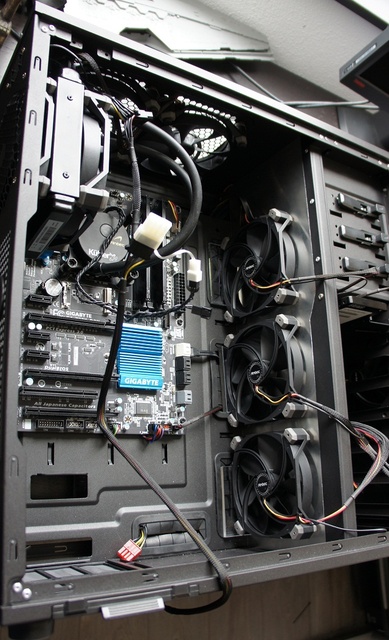 Afbeeldingslocatie: http://tweakers.net/ext/f/sV8ocHojG7Sqpnr32a5WR6XK/full.jpg