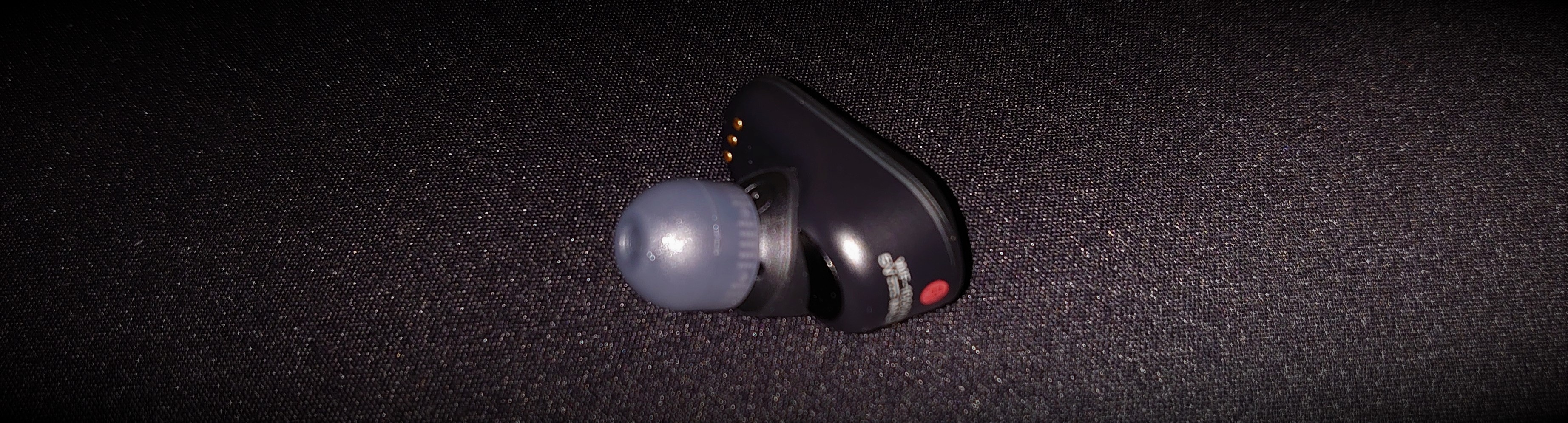 13. Earbud Single Back