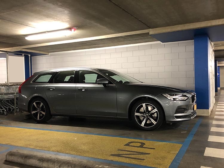 Afbeeldingslocatie: https://tweakers.net/ext/f/sxOUXxZOhjy7ZwkpaqvQQAC1/full.jpg