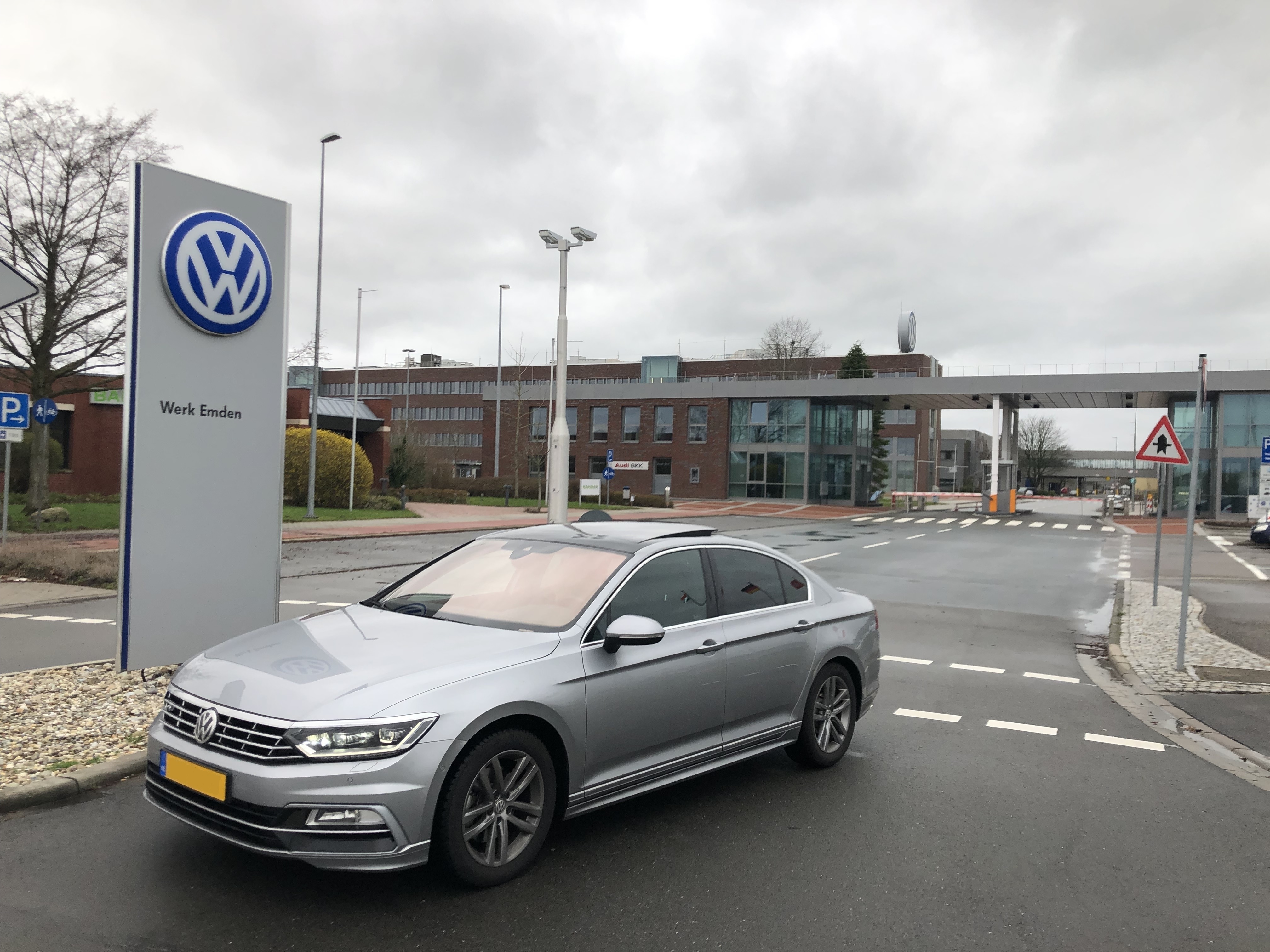 Afbeeldingslocatie: https://tweakers.net/ext/f/tsN0fdIlbsV8iC3y9ON0BYxl/full.jpg