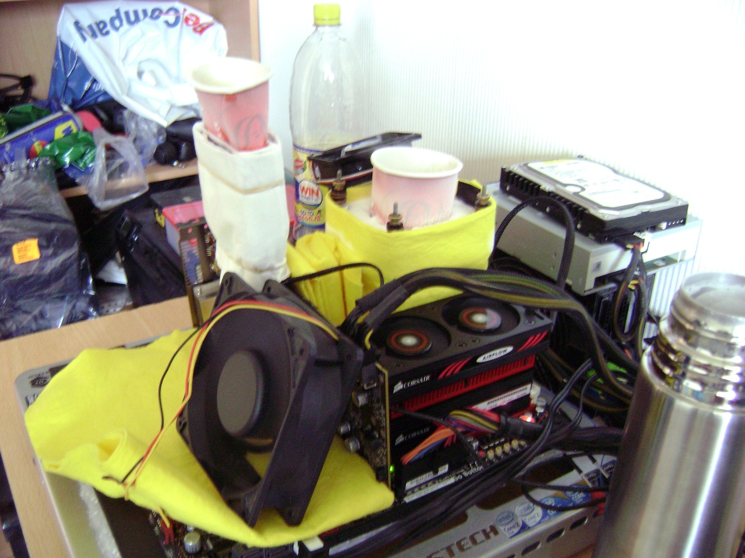 Afbeeldingslocatie: http://tweakers.net/ext/f/ugh2GWD0wLdmppBJCXv5xXW6/full.jpg