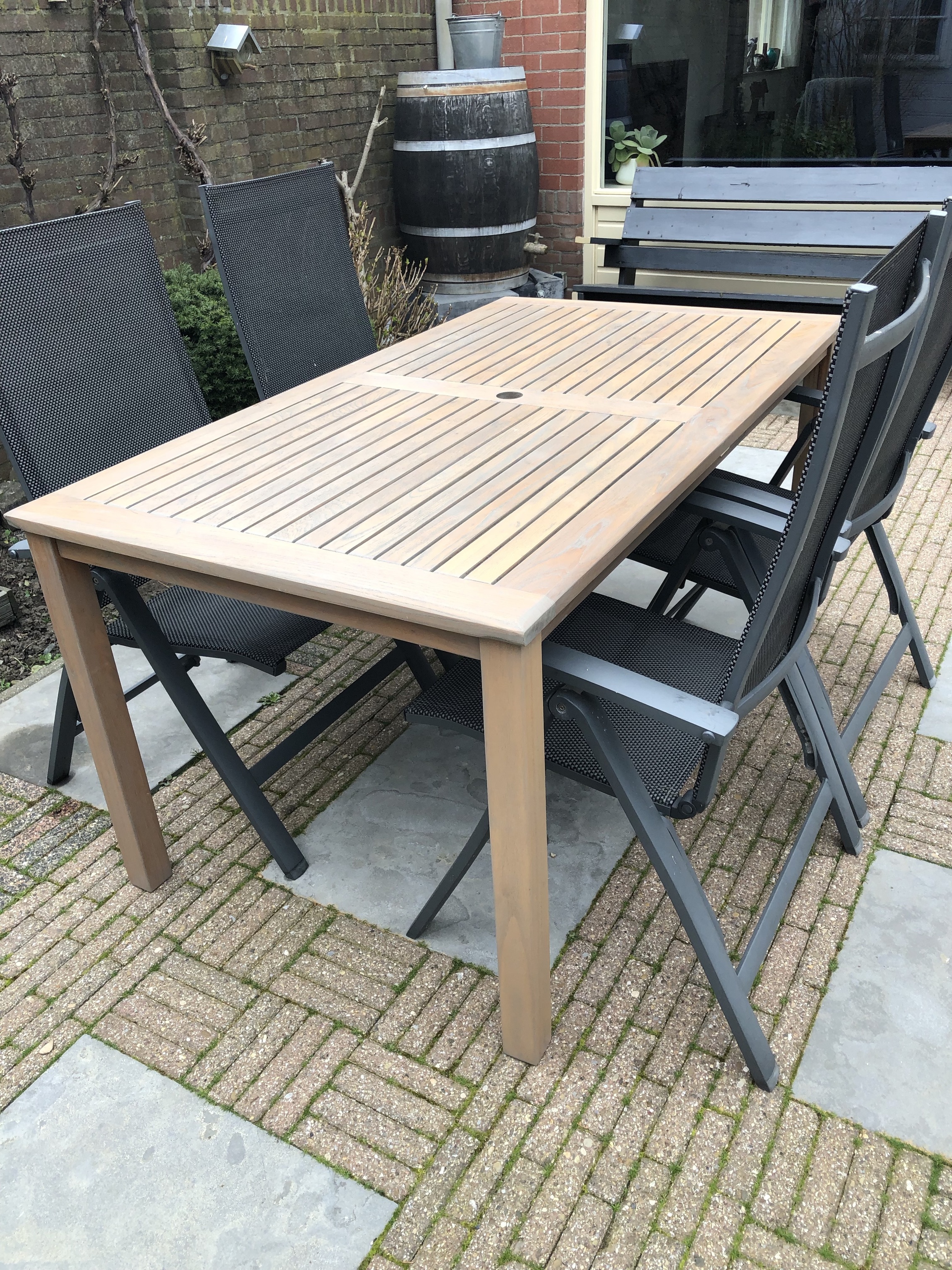 Afbeeldingslocatie: https://tweakers.net/ext/f/vEilhQTDoRdtBz9hOrlcQn5c/full.jpg