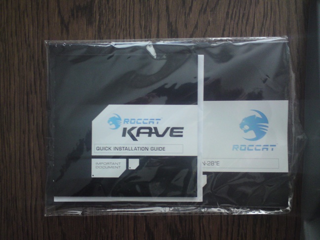 Roccat Kave - 3 - Doos inhoud