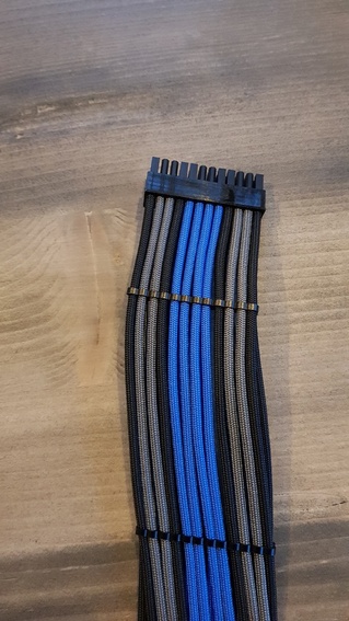 Afbeeldingslocatie: https://tweakers.net/ext/f/vkMWCFtqDVAQfMdytbJ0QQcG/full.jpg