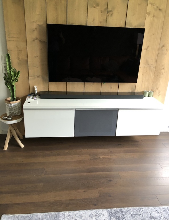 Afbeeldingslocatie: https://tweakers.net/ext/f/vlec3HWf0xeabuzyEXlt1v66/full.jpg