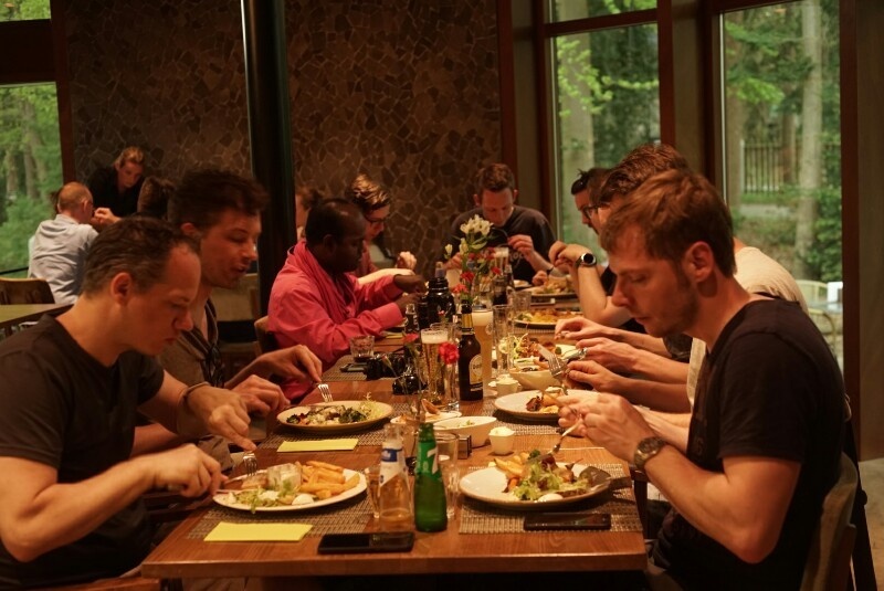 Afbeeldingslocatie: https://tweakers.net/ext/f/vwCyLjmm7sItUdRh843LQ8EH/full.jpg