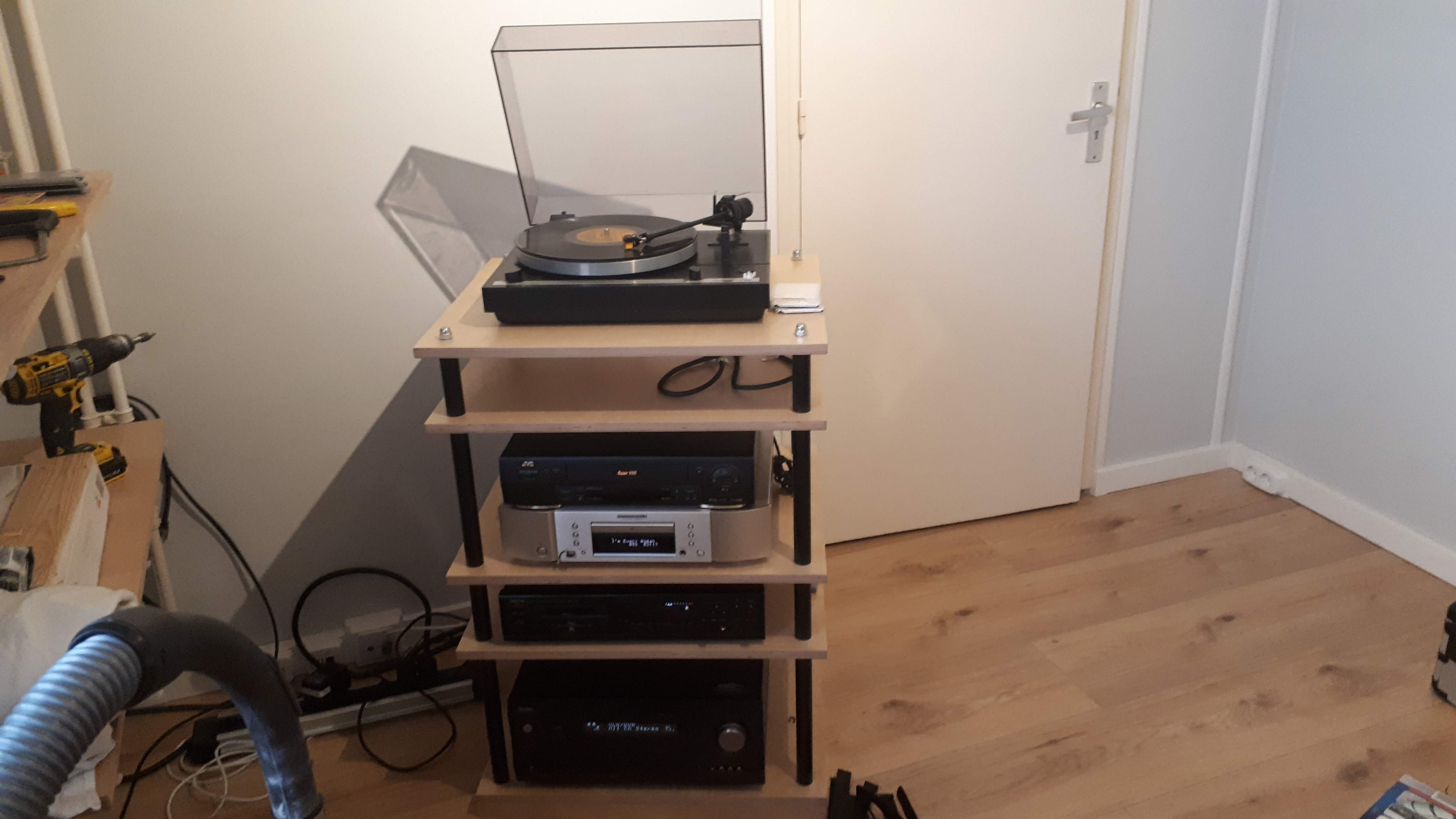 Afbeeldingslocatie: https://tweakers.net/ext/f/w6MchvxWGk3DqzONtbAec3Te/full.jpg