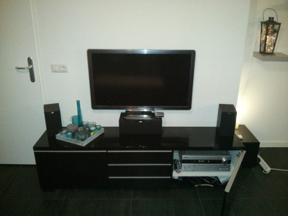 Afbeeldingslocatie: http://tweakers.net/ext/f/wMlJjpg4Vbwtp53n2ZhdE6vY/full.jpg