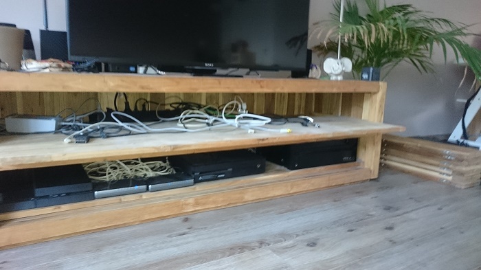 Afbeeldingslocatie: http://tweakers.net/ext/f/wO83dOwmZzswhy6IDKMMVX6S/full.jpg