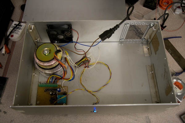 Afbeeldingslocatie: http://tweakers.net/ext/f/wzxDJluQx0TyAaAgUKuGpIHM/full.jpg