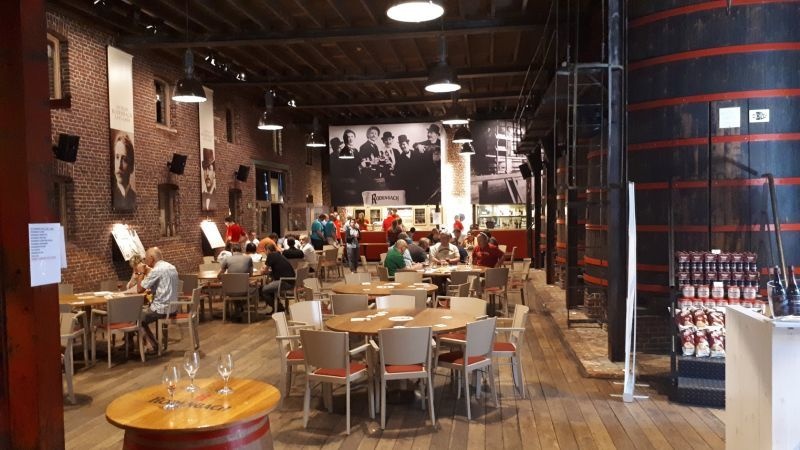 Afbeeldingslocatie: https://tweakers.net/ext/f/xkBdEP7U0lgZRsXf68wKm9FF/full.jpg