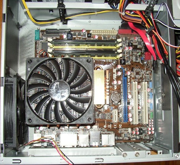 Afbeeldingslocatie: http://tweakers.net/ext/f/ywaxHVNUgTAuf1mDhLG5vMMs/full.jpg