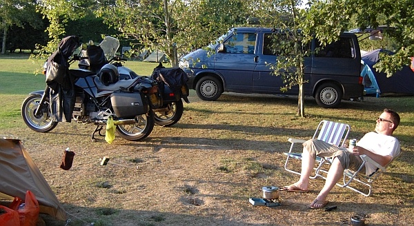 na het rijden potje koken en potje bier :)