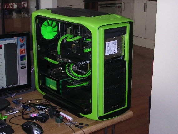 Afbeeldingslocatie: http://tweakers.net/ext/f/zCeDjr8p9DM7LLGujGzD1wrM/full.jpg