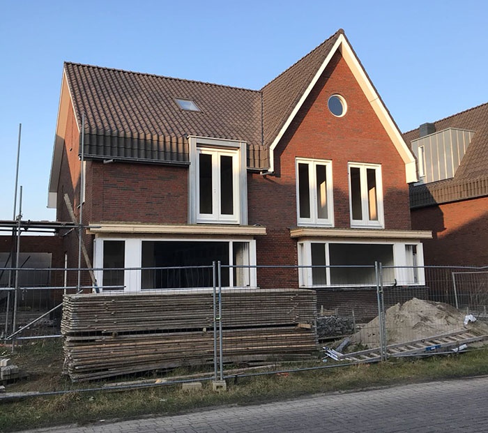 Afbeeldingslocatie: https://tweakers.net/ext/f/zKTRIpZsjlvBZ7ibul2GgL1S/full.jpg