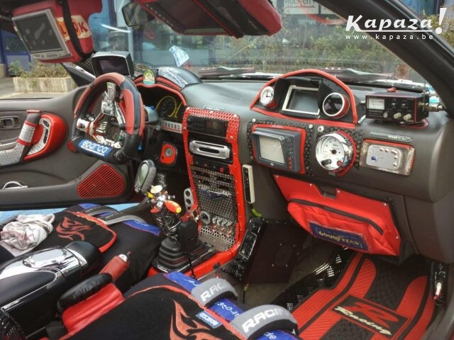 Afbeeldingslocatie: http://tweakers.net/ext/f/zRwFamSsiw3xyS3bguJE8pDh/full.jpg