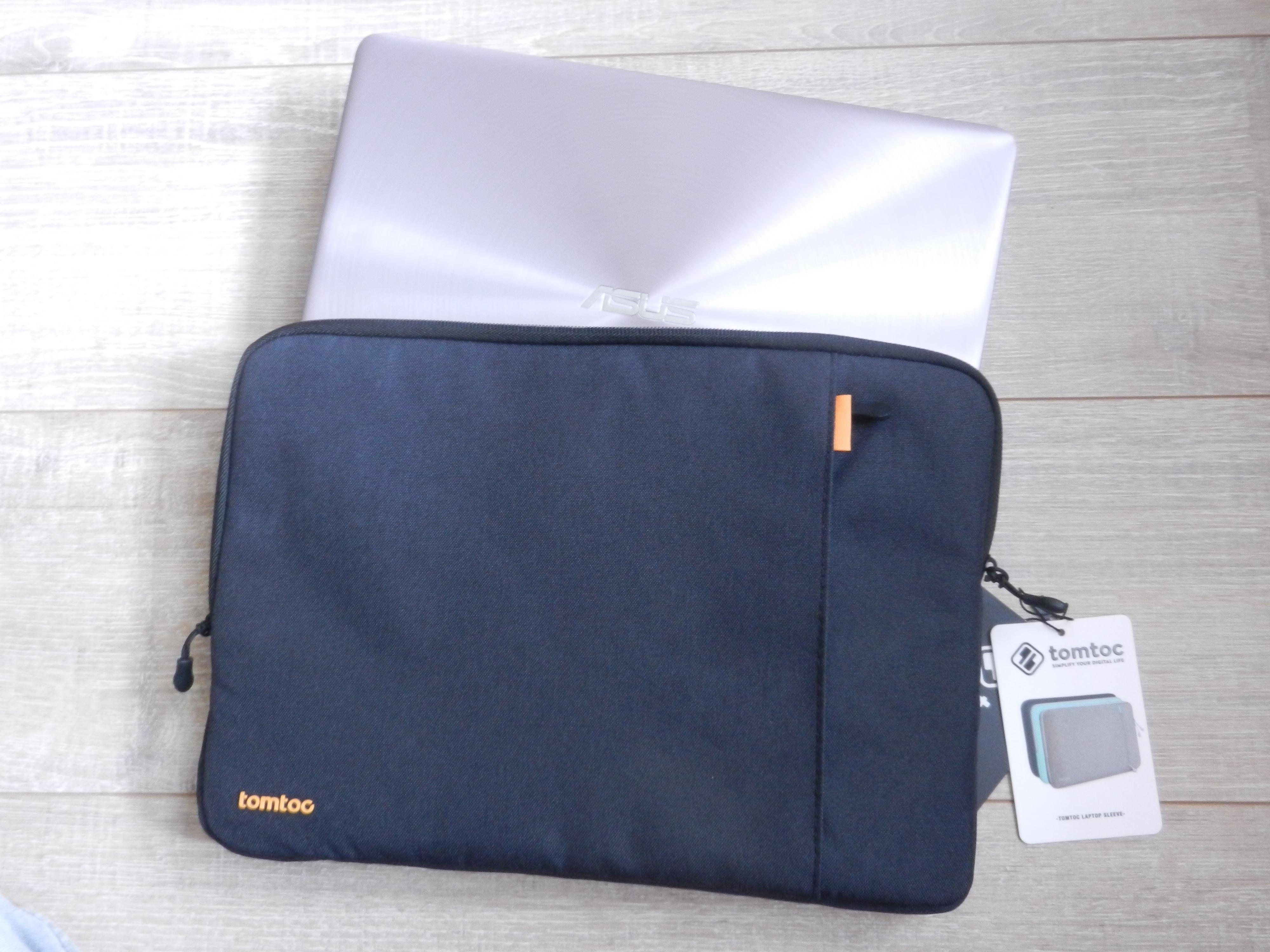 Tomtoc 360° Protective Sleeve