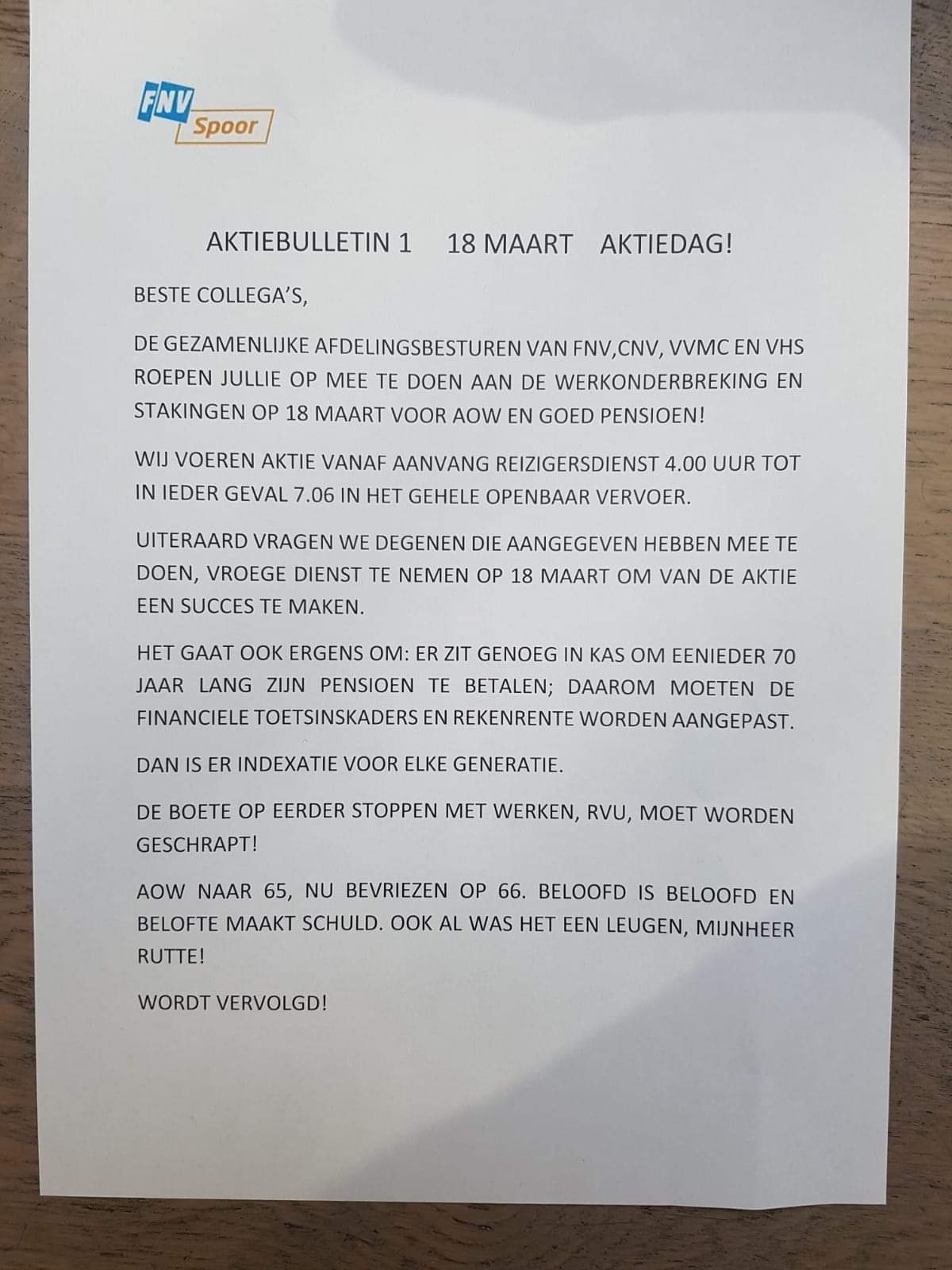 Afbeeldingslocatie: https://tweakers.net/ext/f/zqixWKVwLTyADdGPxzC5fd9A/full.jpg