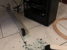 Gebarsten glas van Define Mini C TG