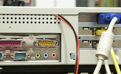 Server upgrades 21 nov: 12V aftap voor koelmuur