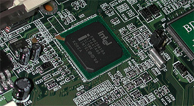 Abit BD7-RAID southbridge close-up