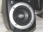 Logitech Z560