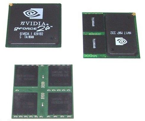 nVidia's NV-17M 32MB rechtsboven) naast GF2 Go. Daaronder de NV-17M 64MB.