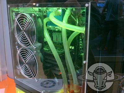 Aopen casemod winnaar @ CeBIT (detail)