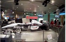 Canon's McLaren Formule 1 bolide