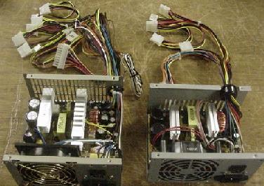 twee 300W voedingen (kleiner)
