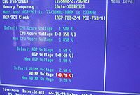Epox 4G4A+ BIOS: voltages (klein)