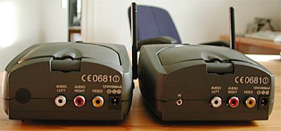 De achterkant van de wireless A/V transmitter