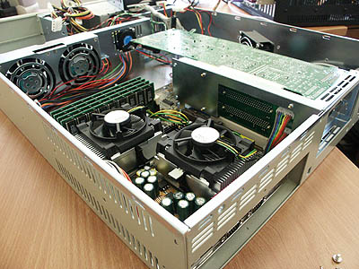 Serverupgrades 29 mei - Alicia met megawreed controller