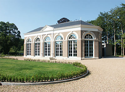 Dimage 7i review: foto orangerie