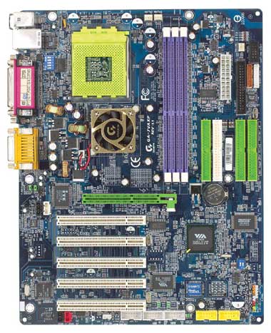 Gigabyte GA-7VAXP moederbord