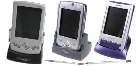 Asus MyPal A600 , de Fujitsu-Siemens Pocket Loox en de Yakumo Alpha 