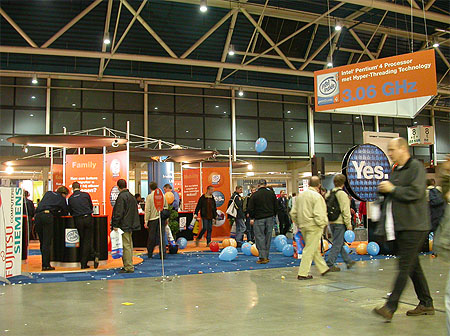 HCC Dagen 2002 fotoverslag: Intel stand