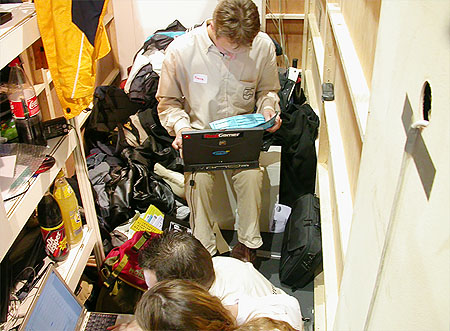 HCC Dagen 2002 fotoverslag - Tweakers.net stand hok