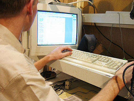 HCC Dagen 2002 fotoverslag - Tweakers.net stand hok