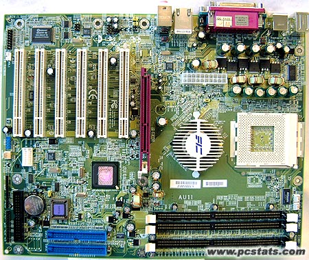 FIC AU11 nForce2 moederbord